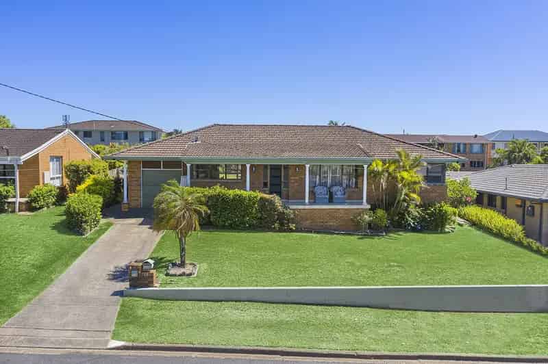 For Lease Three Bedroom House in Sapphire Beach with Ocean Views