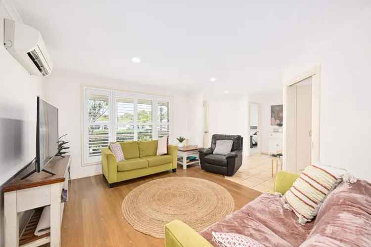 For Sale Spacious House with Garden in Port Macquarie