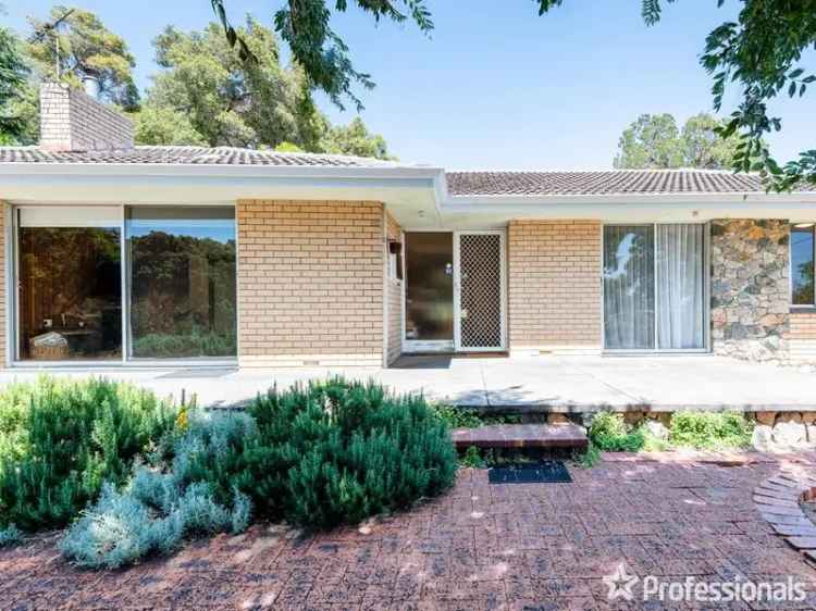 House For Sale in City Of Kalamunda, Western Australia