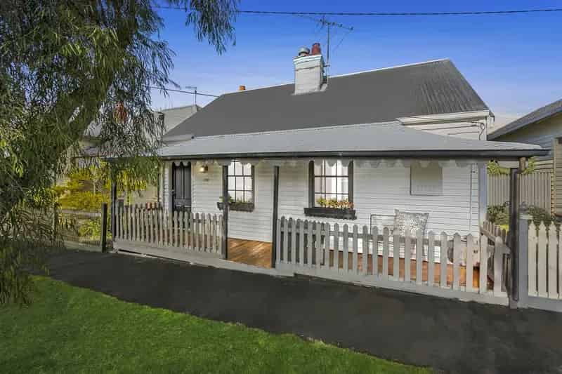 Cottage for Sale in Geelong with Unique Features and Lifestyle