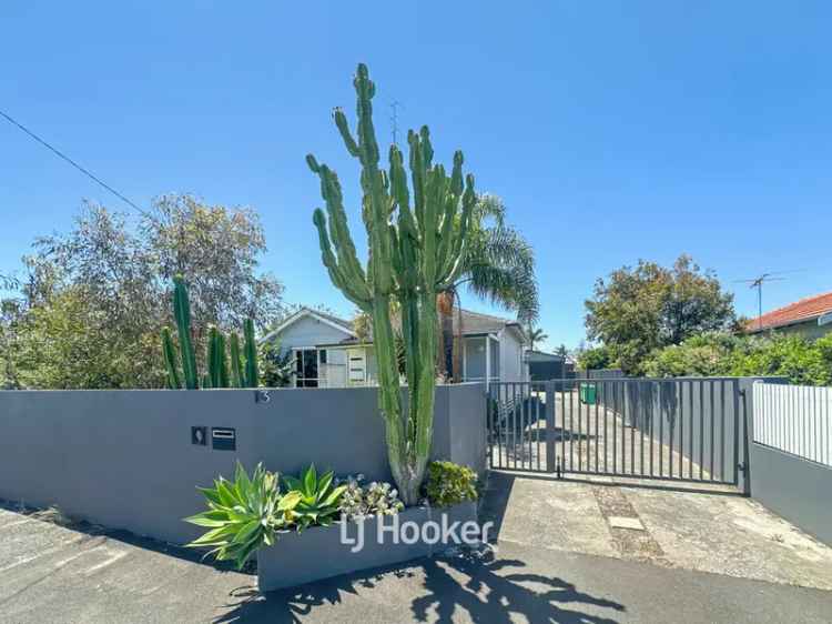 House For Sale in Bunbury, Western Australia