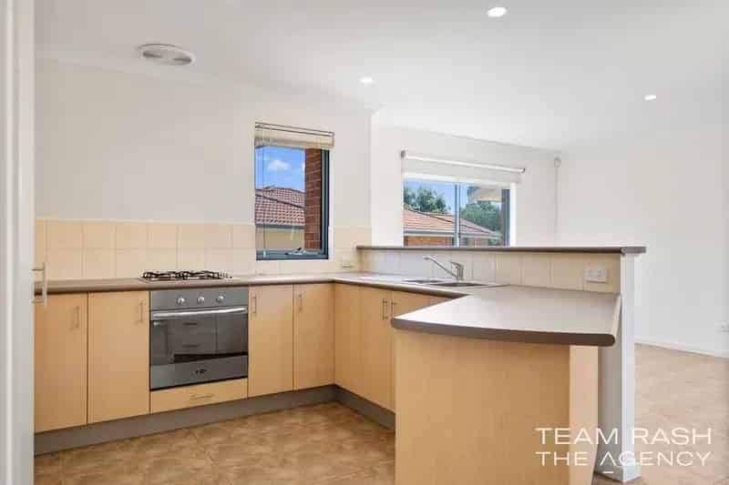 House For Sale - 3/39 Brookside Gardens, Caversham WA 6055