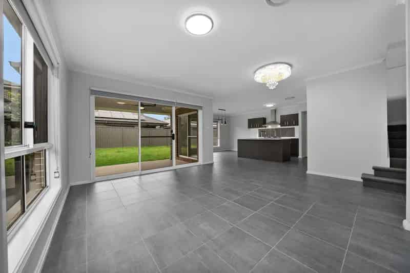 Grand Family Living with Stylish Features!