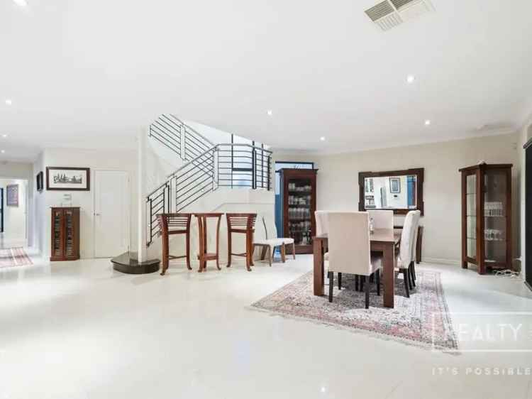 House For Sale in City of Stirling, Western Australia