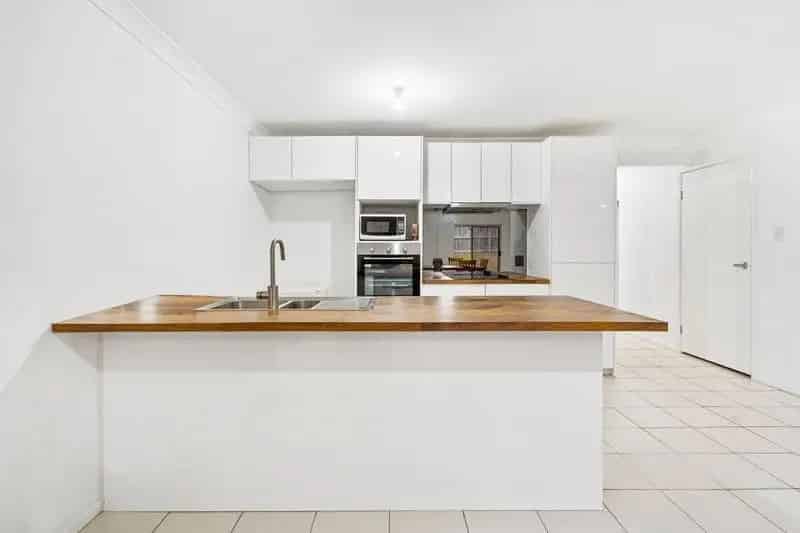 Beautiful 6 Bedroom Quality Home