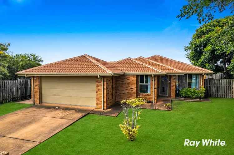 Solid Lowset Brick Home in Prime Raceview Location!