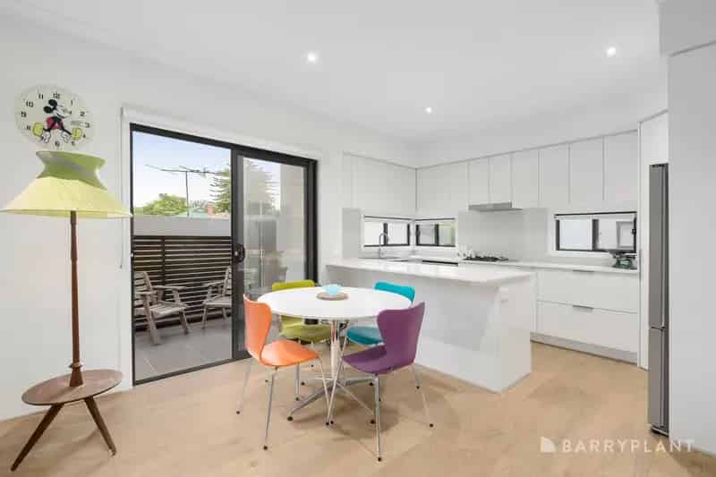 Contemporary Lifestyle Living in Premium Locale