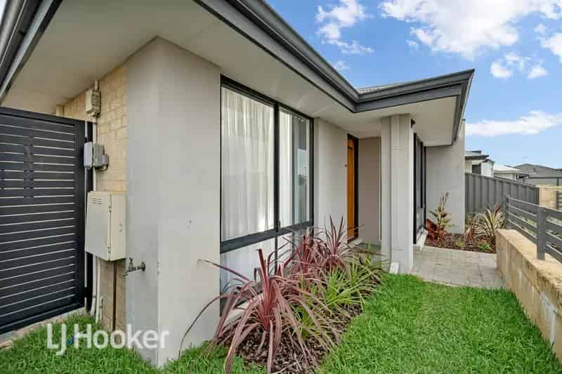 Buy House in Baldivis with Modern Features and Low Maintenance Garden