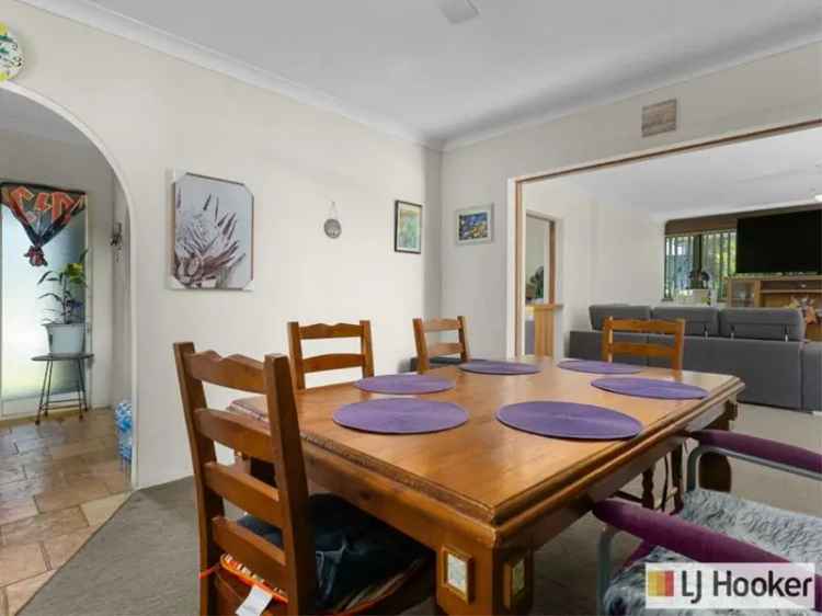 House For Sale in City of Kwinana, Western Australia