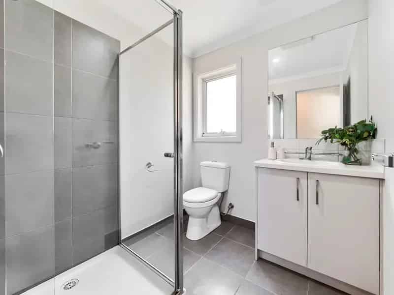 UNBEATABLE LOCATION - WALK TO EVERYTHING!