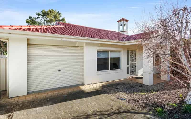 Stylish & Central Living in the Heart of Victor Harbor