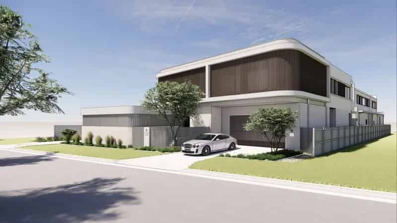Development Opportunity Buy House in Paradise Point Gold Coast with DA BA Approvals