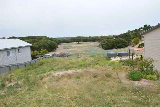 Value overlooking the Ski Lake, Robe