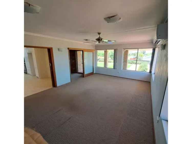 House For Sale in Geraldton, Western Australia