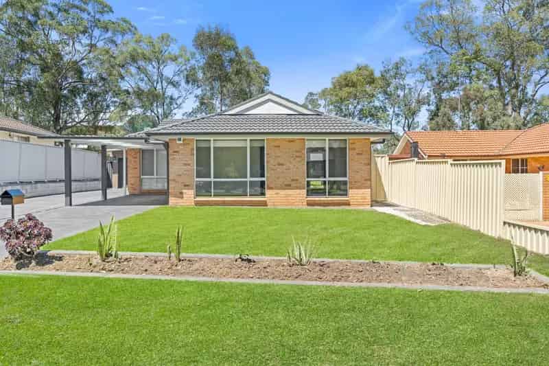 Lease Quality Home in Mount Annan with Three Bedrooms and Yard