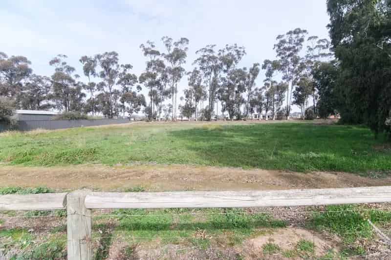 Prominent Highway - Prime Development Opportunity in Shepparton North