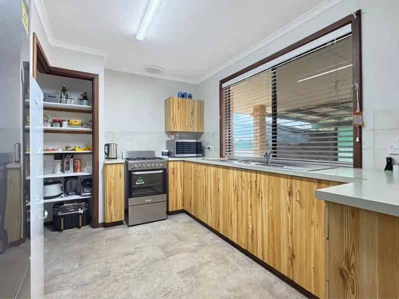 House For Rent , Geraldton, Western Australia
