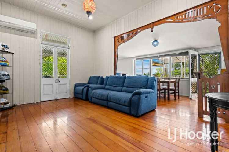 1920s Queenslander Dual Living Home 3 Titles