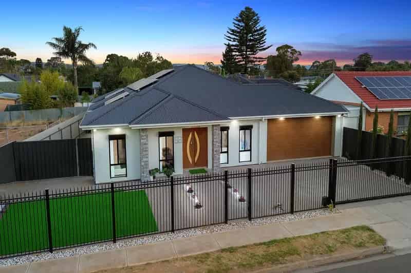 Buy Modern Family Home with Luxury Features in Parafield Gardens