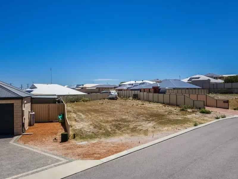 Build your dream home on vacant land in Port Denison