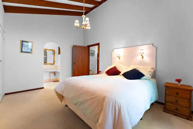 21 Bowtell Road, Lesmurdie WA 6076 - House For Sale