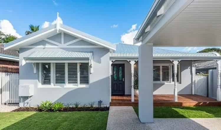 UNDER APPLICATION BY RAY WHITE INNER NORTH
