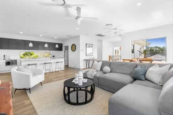 House For Sale , 8, Rapkin Street, City of Brisbane, Queensland