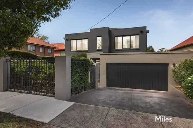 House For Sale , 28, Locksley Road, Melbourne, Victoria