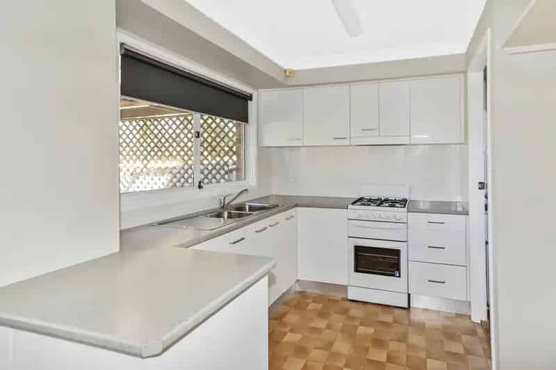 Real Estate For Lease - 12 Gardenia Close - Narara , NSW