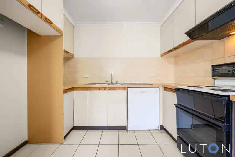 House For Rent , District of Woden Valley, Australian Capital Territory