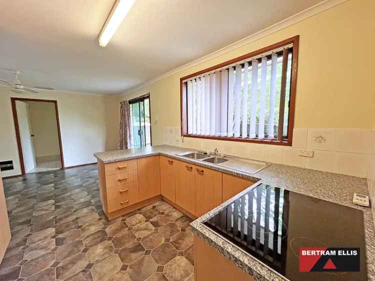 House For Rent in 5, Beardsmore Place, District of Tuggeranong, Australian Capital Territory