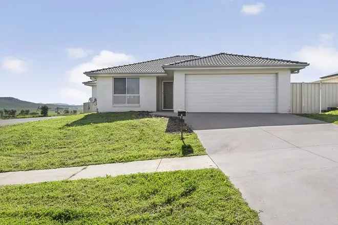 Three Bedroom Family Home with Media Room and Double Garage