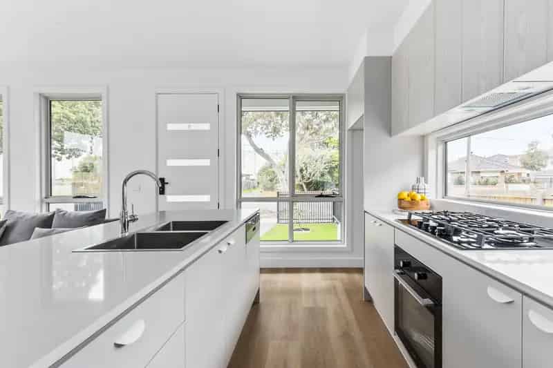 FORTHCOMING AUCTION | Brand New  | Indulgent Location, Intelligent Design