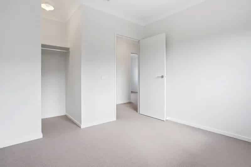 Rent Spacious Family Home in Upper Point Cook with Five Bedrooms