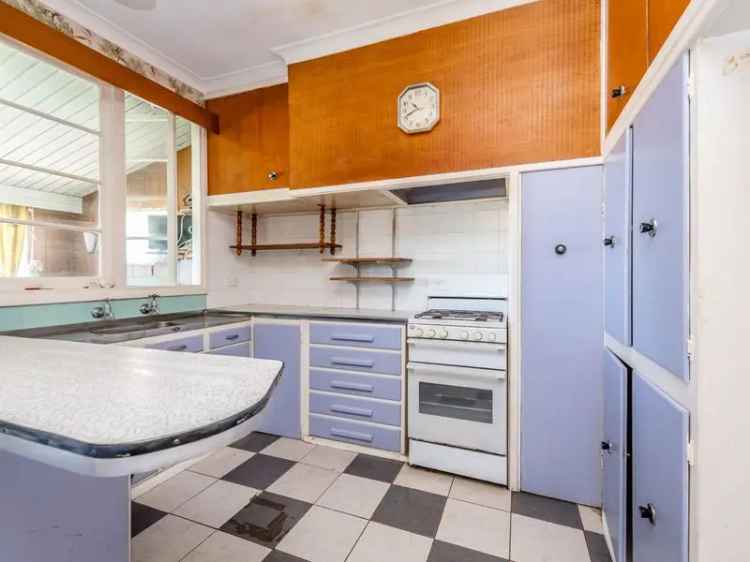 House For Sale in Geraldton, Western Australia