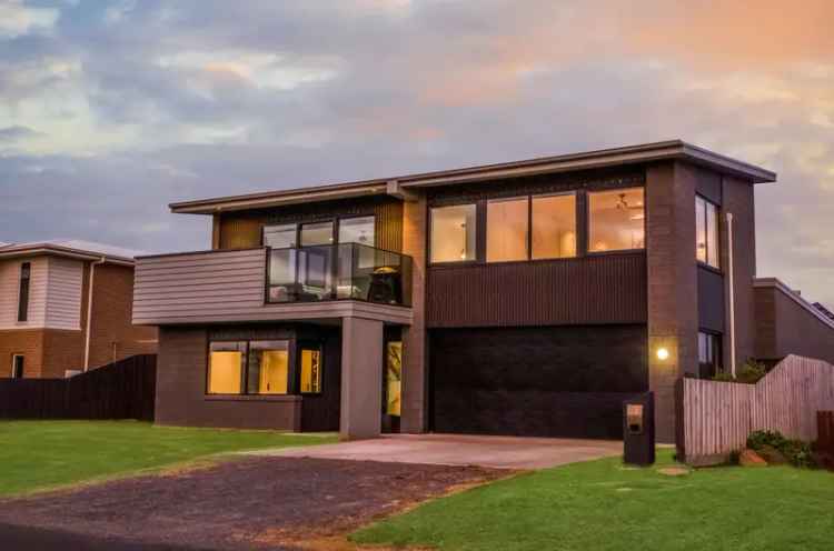 Buy House in Port Fairy with High-End Features and Swim Spa