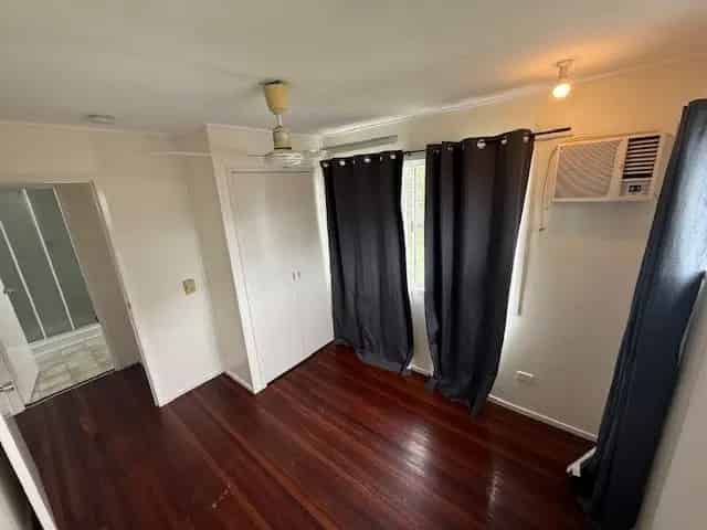 OFFERS ABOVE $280k!