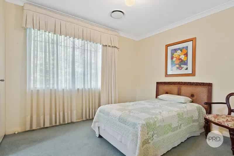 3 BEDROOM VILLA IN SECURE, OVER 55 COMPLEX