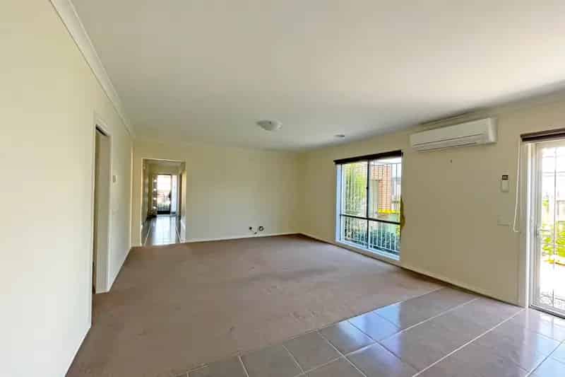 House For Rent , 9, Holland Street, Drouin, Victoria