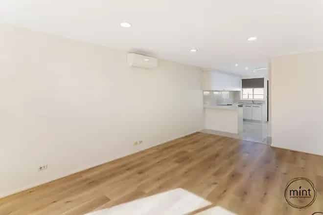 Apartment For Rent , Melbourne, Victoria