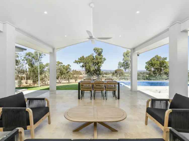 Buy Home with Granny Flat in Wagga with Stunning Views