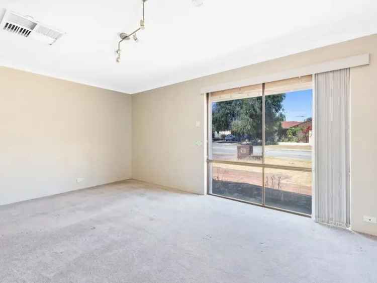 House For Sale in City of Swan, Western Australia