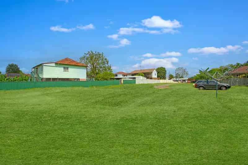 2489sqm R2 Zoned Land Development Opportunity Near Lansvale Reserve