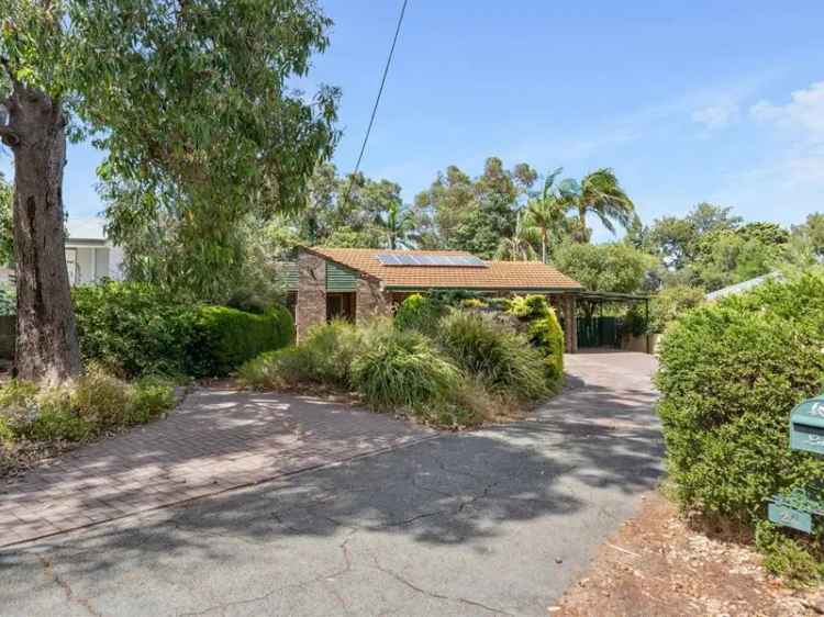 House For Sale in 22, Gunbar Way, City Of Kalamunda, Western Australia