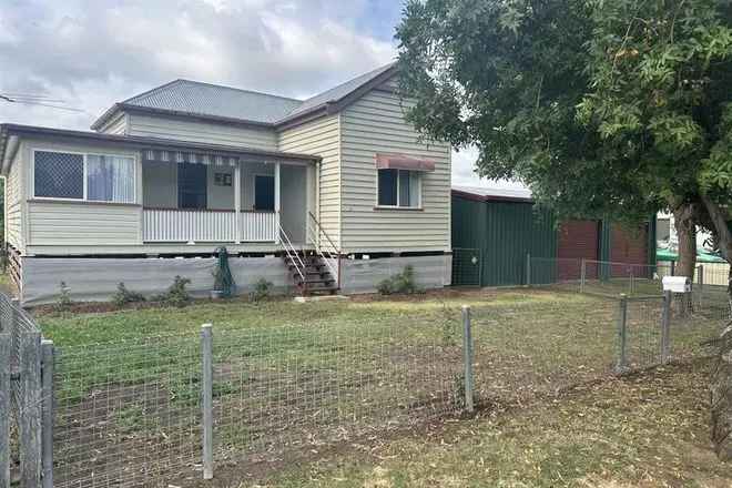 Renovated Queenslander Home 771 Sqm Block