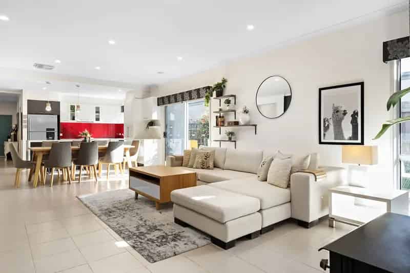 Real Estate For Lease - 4 Montrose Drive - Doreen , VIC