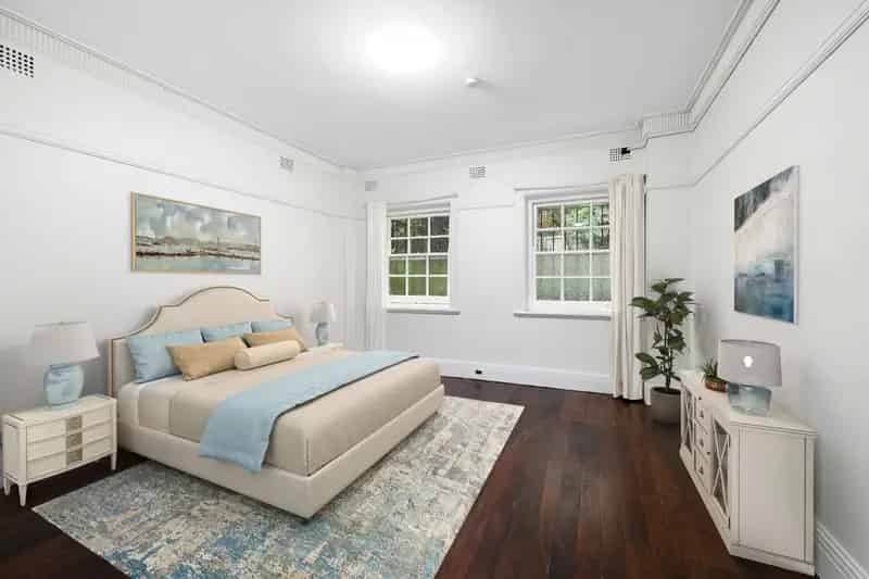 Charming  Renovated Art Deco Style Apartment in the heart of Potts Point.