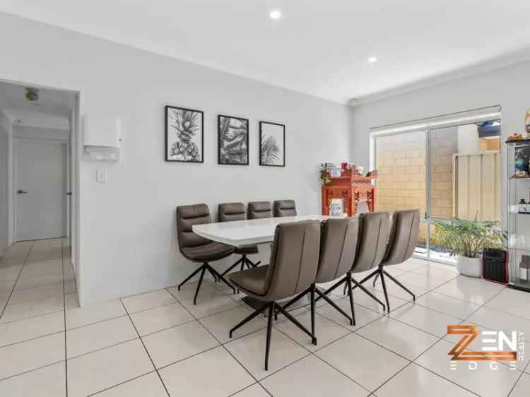 House For Sale in 1, Covent Fairway, City of Wanneroo, Western Australia