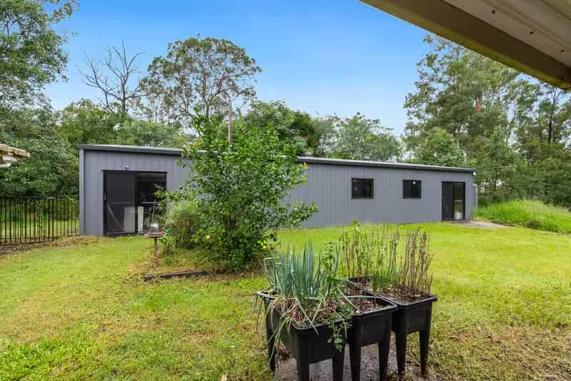 Renovator On 2 Acres - Huge Shed - Pool