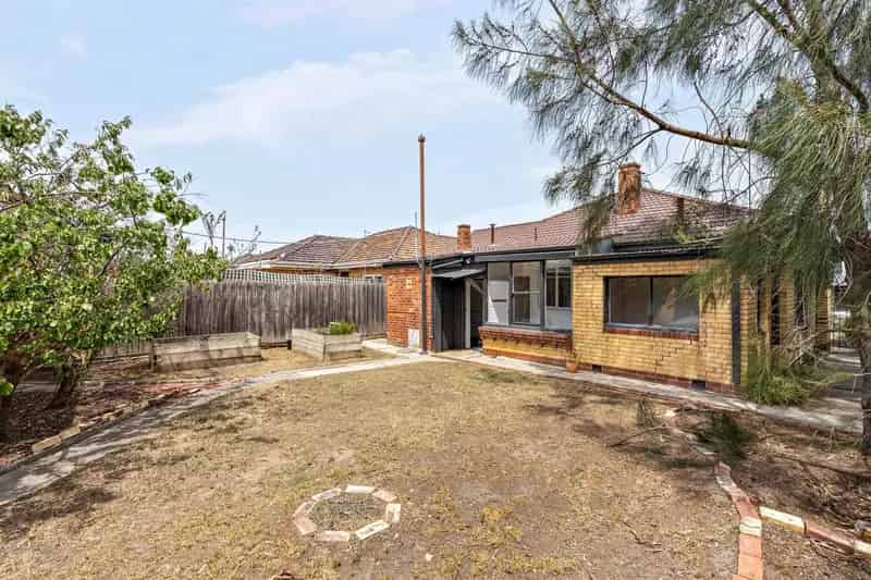 House For Sale , 72, Miller Street, Melbourne, Victoria